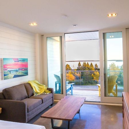 Quarterdeck Beachside Villas & Lofts Summerville Centre Bagian luar foto